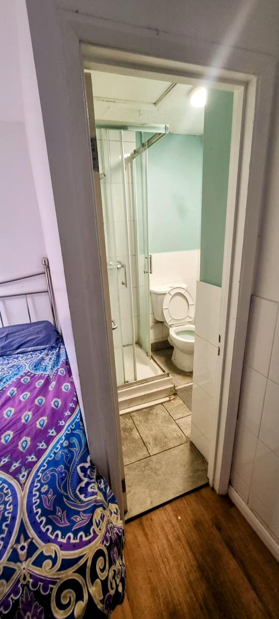 First And Last Youth Hostel Douvres Extérieur photo